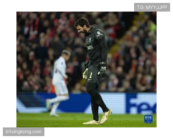 凯尔·沃克如何通过战术布置限制维尼修斯的欧冠表现